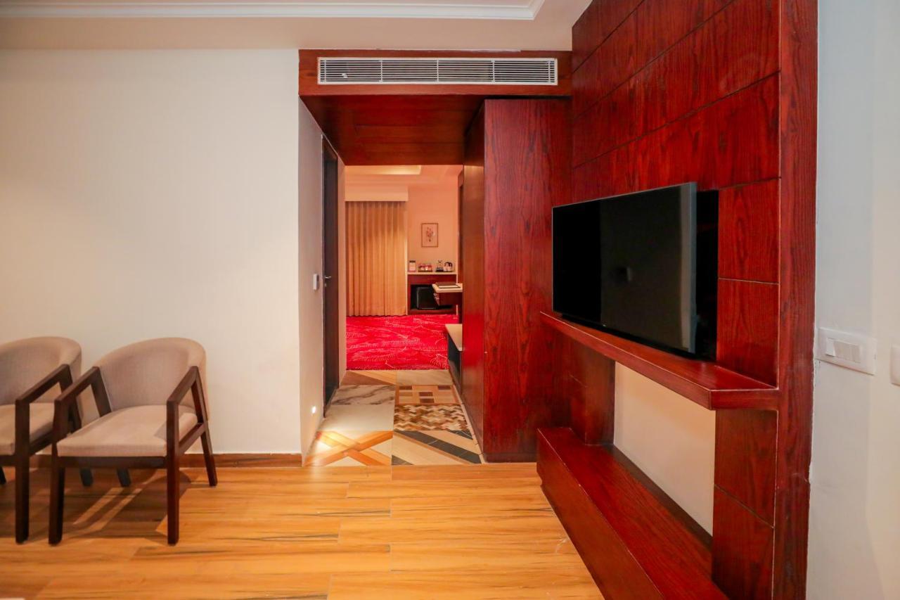 Regenta Place Phagwara By Royal Orchid Hotels Limited Exterior foto