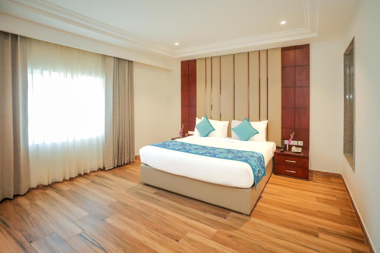 Regenta Place Phagwara By Royal Orchid Hotels Limited Exterior foto